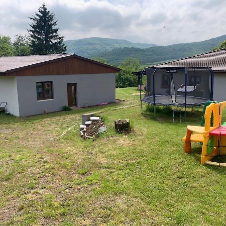 Apartman S Bazenem A Saunou Kadaň Exteriér fotografie