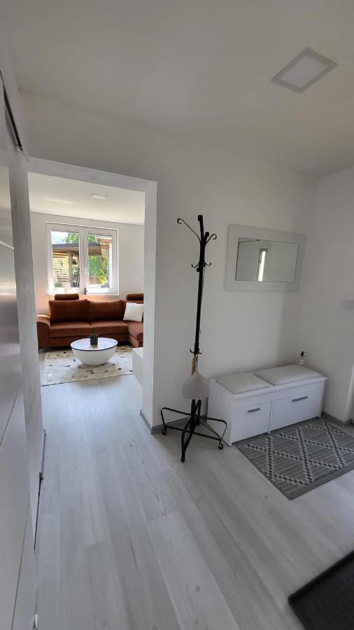 Apartman S Bazenem A Saunou Kadaň Exteriér fotografie